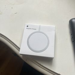 Apple MagSafe Charger 