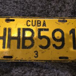 Vintage Cuban License Plate – Republic of Cuba Authentic vintage license plate from Cuba,