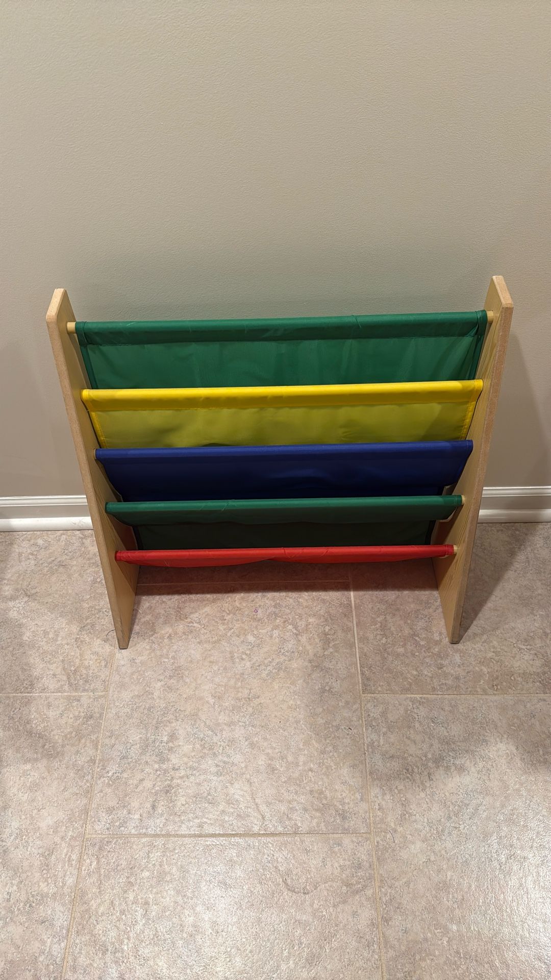 Kids Magazine Rack