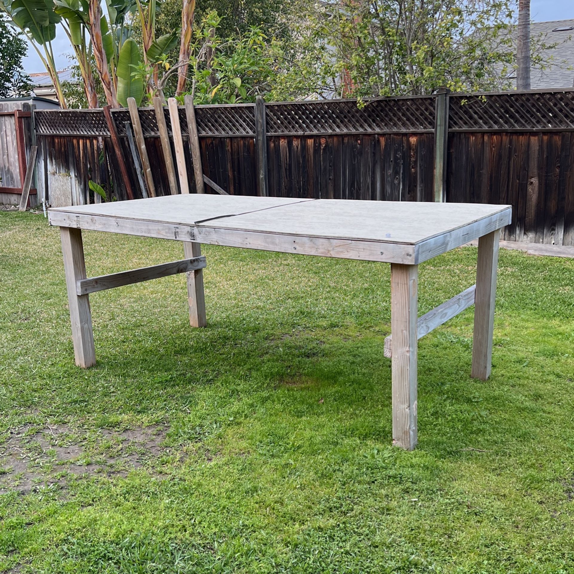 Free Beer Die Table