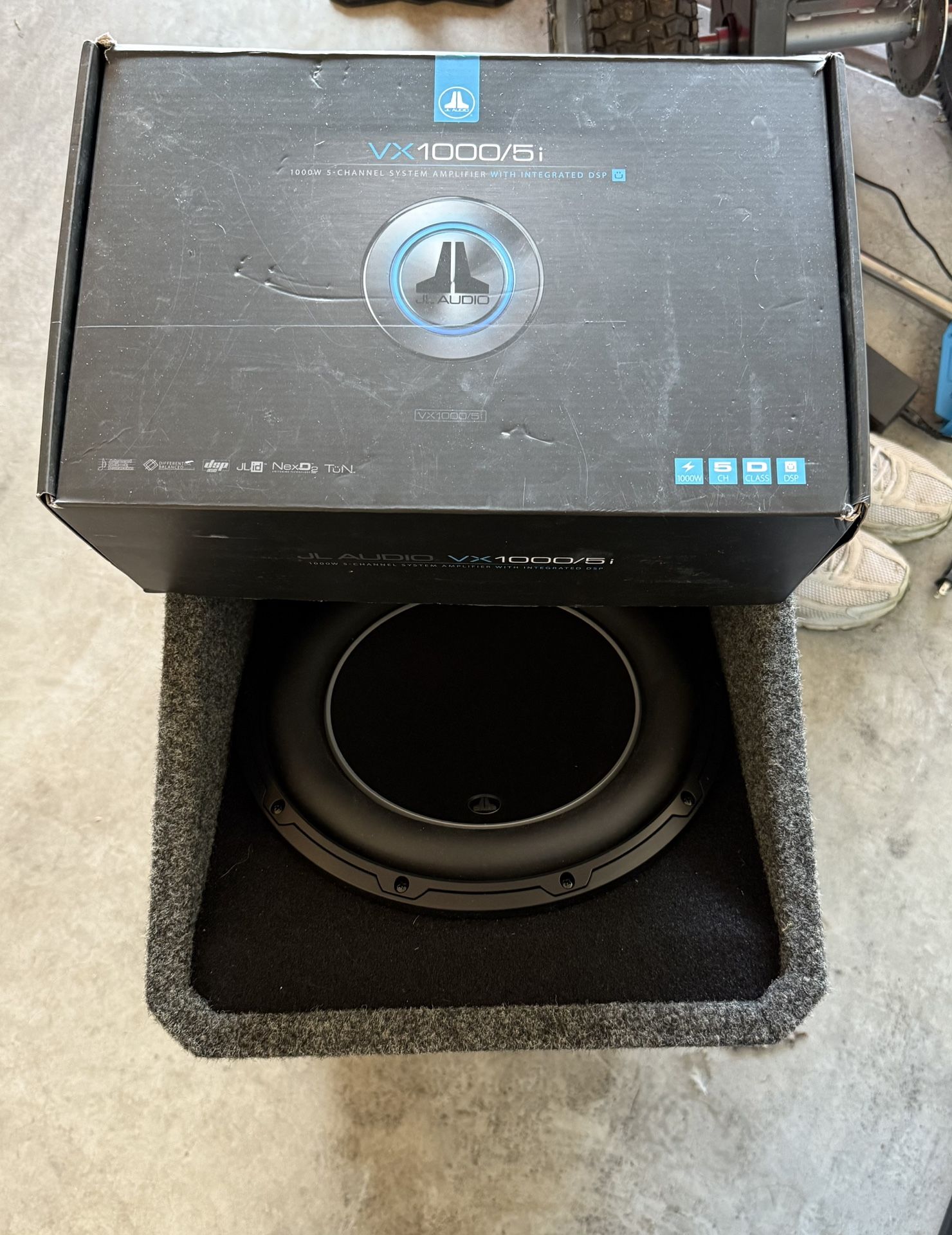 JL Audio W6v3 12” And Vx1000/5i