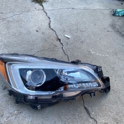 Headlight Subaru Outback 2015-2017