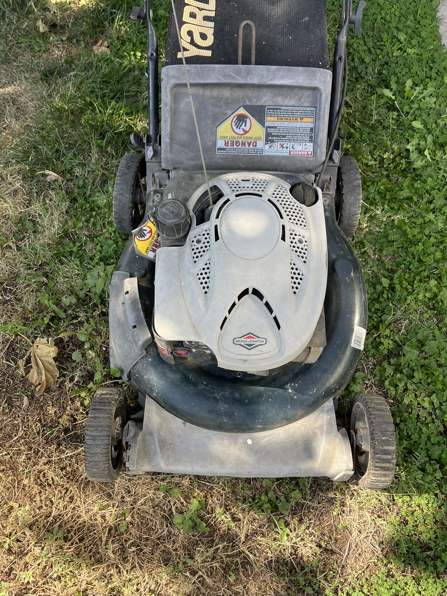 Lawn Mower Works Good