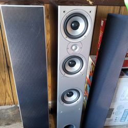 2 POLK TOWER SPEAKERS With covers