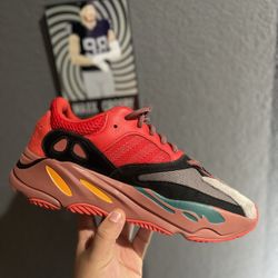 Yeezy 700 Hi-res Red  Size 9 