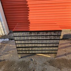 Mirrored 6 Drawer Dresser 