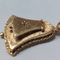 Antique 14Kt Yellow Gold Rare Vintage Bell Shaped Locket Pendant 