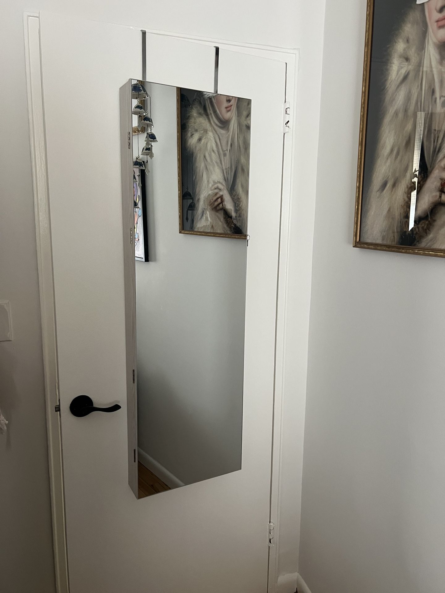 Hanging mirror Jewelry Cabinet Holder