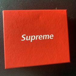 Supreme Wallet New  Black  For 50$ 