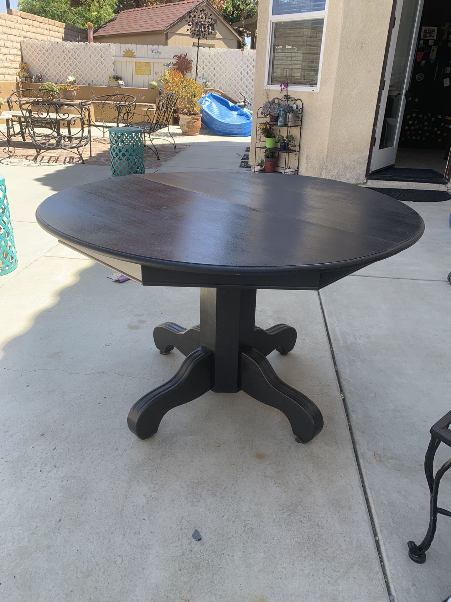 Round Wooden Dining Table (furniture Restoration)