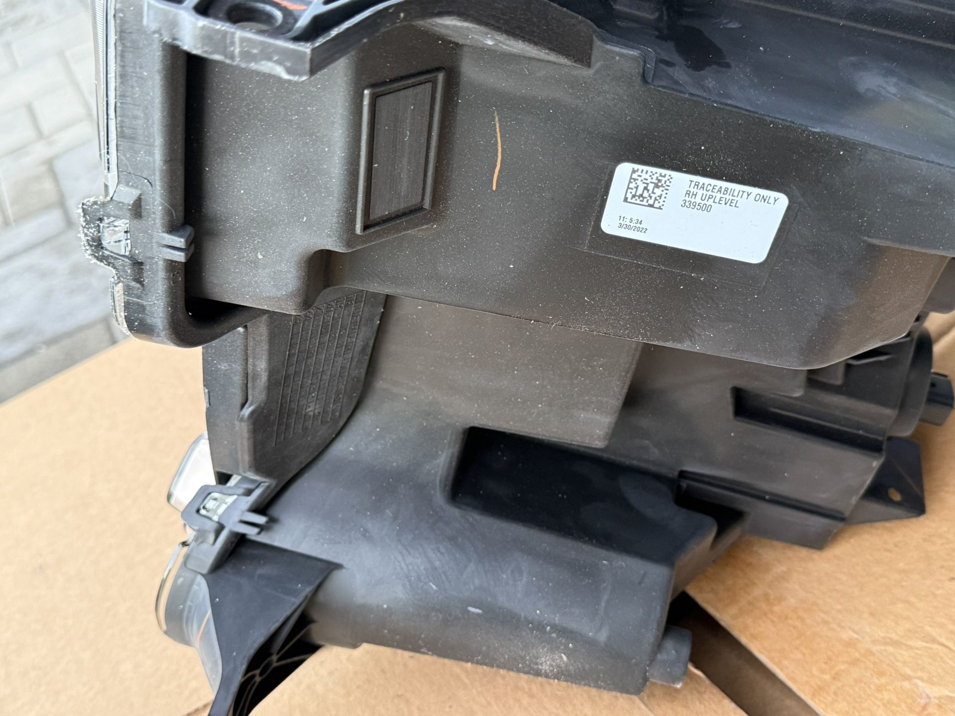 GMC Sierra 2021 Passenger Side Headlamp