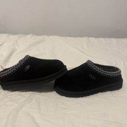 Black Uggs New