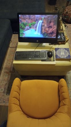 PC Todo en Uno con Pantalla Táctil Hewlett Packard