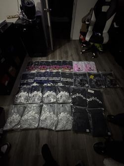 Hoodies And ALOCS T-shirt 