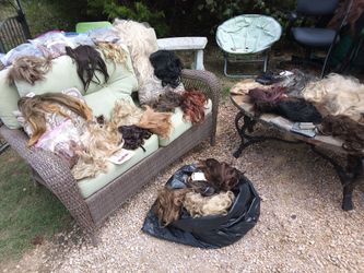 Woman's wigs and hair extensions