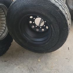 Set Of (4) 33X12.5R15 Chevy 8 lug Trade OR