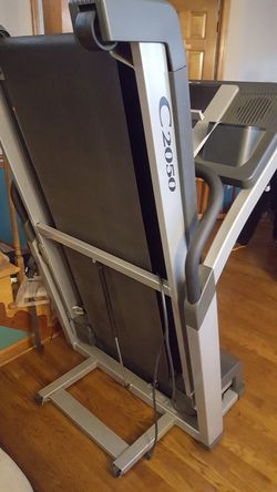 C2050 treadmill hot sale