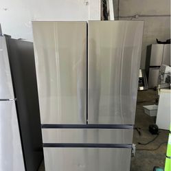 Samsung 4 Doors SS Refrigerator W Ice Maker And Water Dispenser 