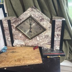 1930 Art Deco Clock