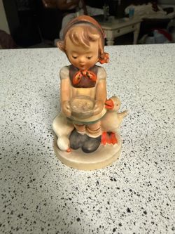 Goebel Hummel Be Patient Figurine TM2 Girl Feeding Ducks