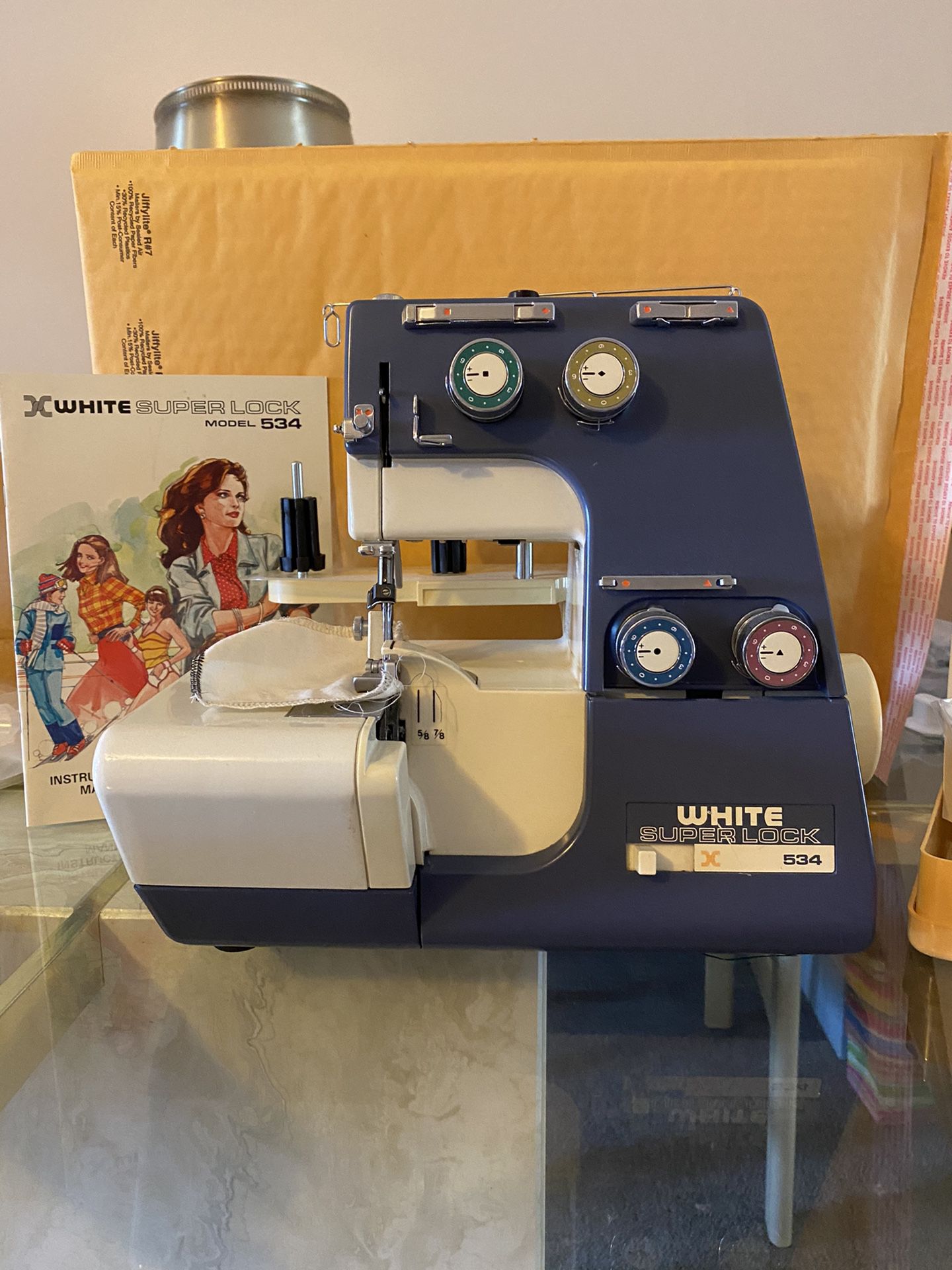White Superlock 534 Serger Sewing Machine
