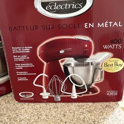 Excellent Condition Electric Mixer