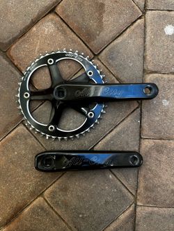 All city cranks