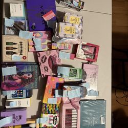 Make Up, Nails, Lashes, Foundation 