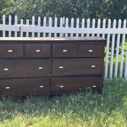 Free Dresser