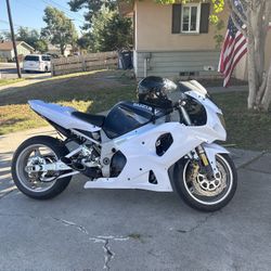 2001 Suzuki GSX-R 1000 K1
