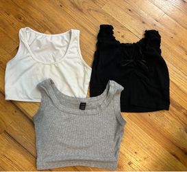 SHEIN crop top bundle 3 tops in XS