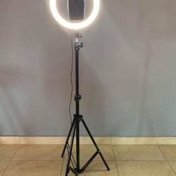 Diva Ring Light for Photo Shoots, YouTube and Blogging