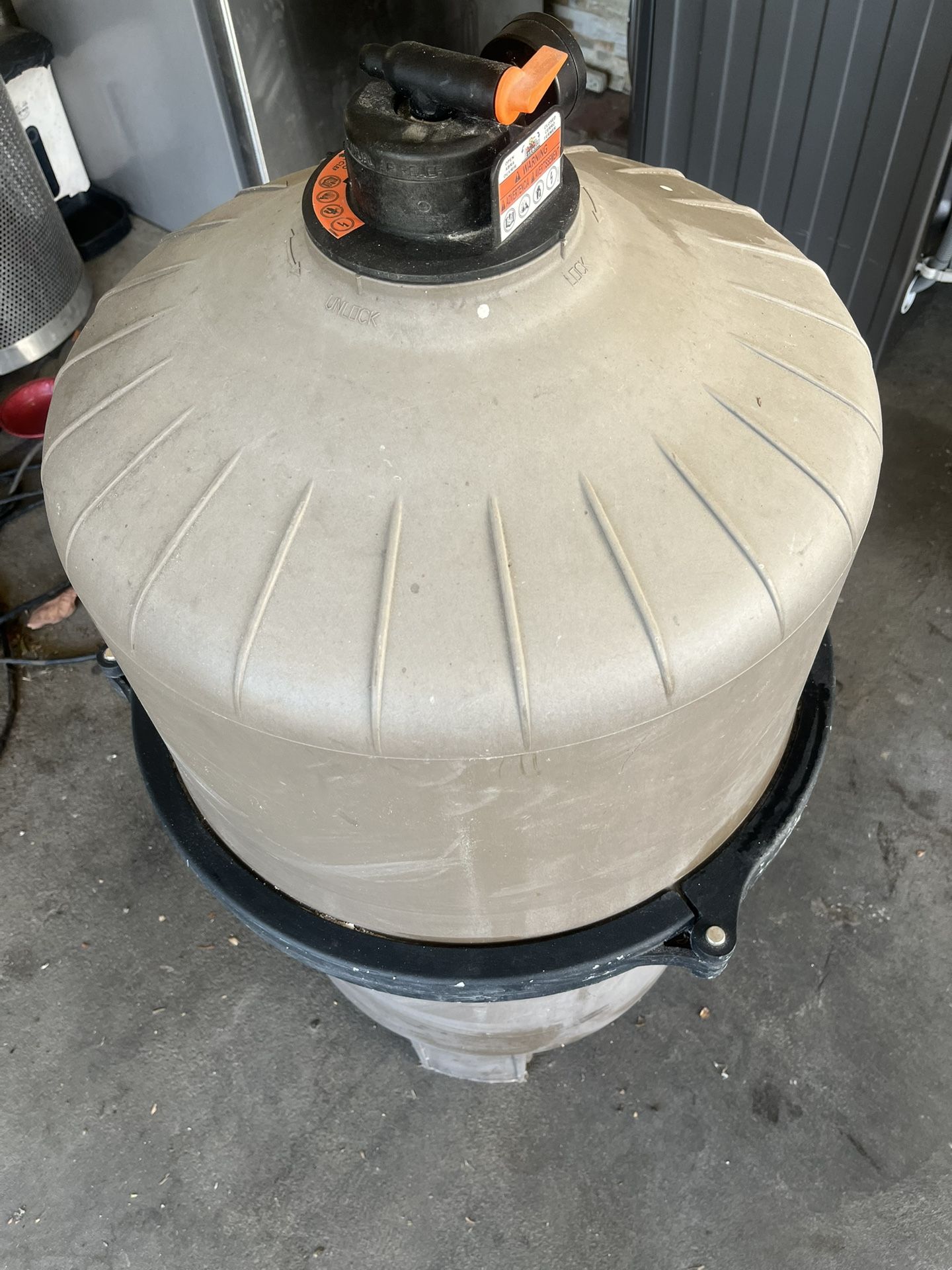 Hayward DE4820 ProGrid Diatomaceous Earth (DE) Pool Filter System – Premium Filtration for Crystal-Clear Pool & Spa Water Elevate Your Pool Experience