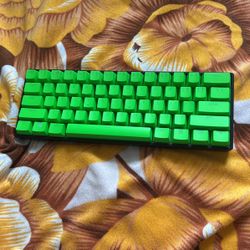 Mechanical Keyboard, Mini Keyboard Yellow Switches Green Keycaps 