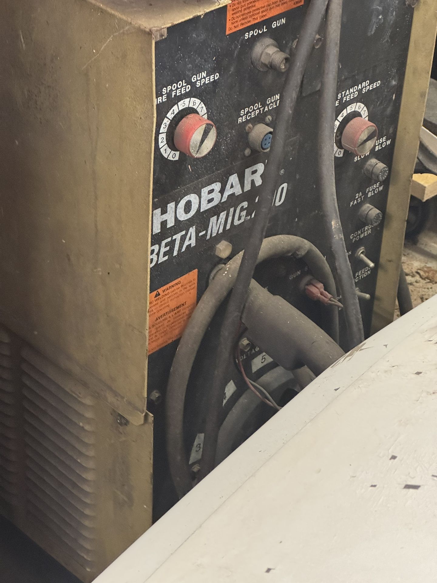 Hobart 200 Beta Mig Welder