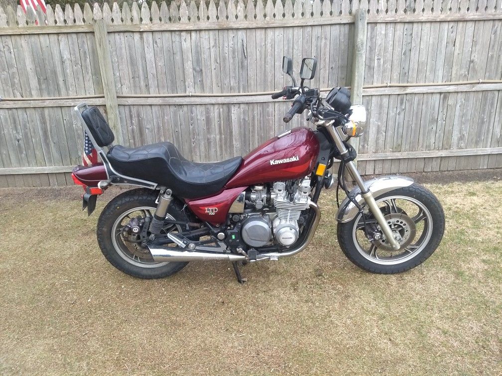 1985 Kawasaki Zn700 Motorcycle