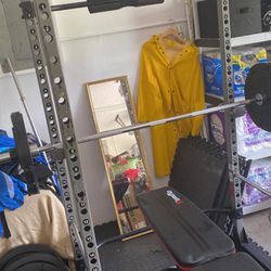 Squat Rack With Accessories 