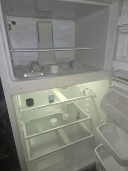 Kenmore Fridge Apt Size 32 by 67 High