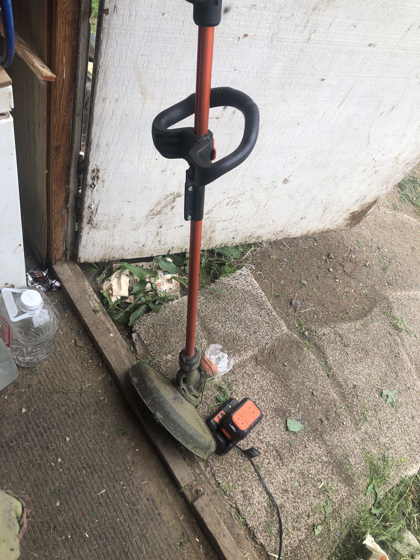 Black & Decker Weed Eater And Edger