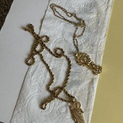 Chain with charm Not Real 