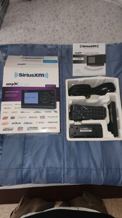 SIRIUSXM ONYX EZ RADIO WITH HOME KIT