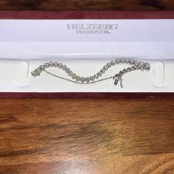Beautiful White Gold Diamond Tennis Bracelet With Safety Hatch