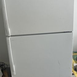 Whirlpool Refrigerator 