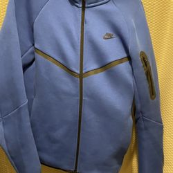 Nike Tech Fleece Size S