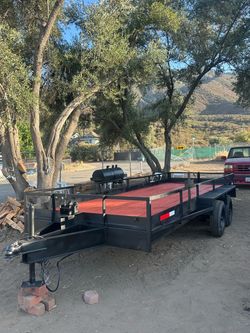 Flatbed Utility Trailer with Wood Deck