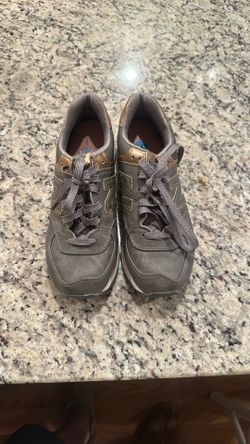 6 1/2 Women New Balances