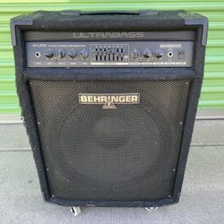 Behringer Speaker