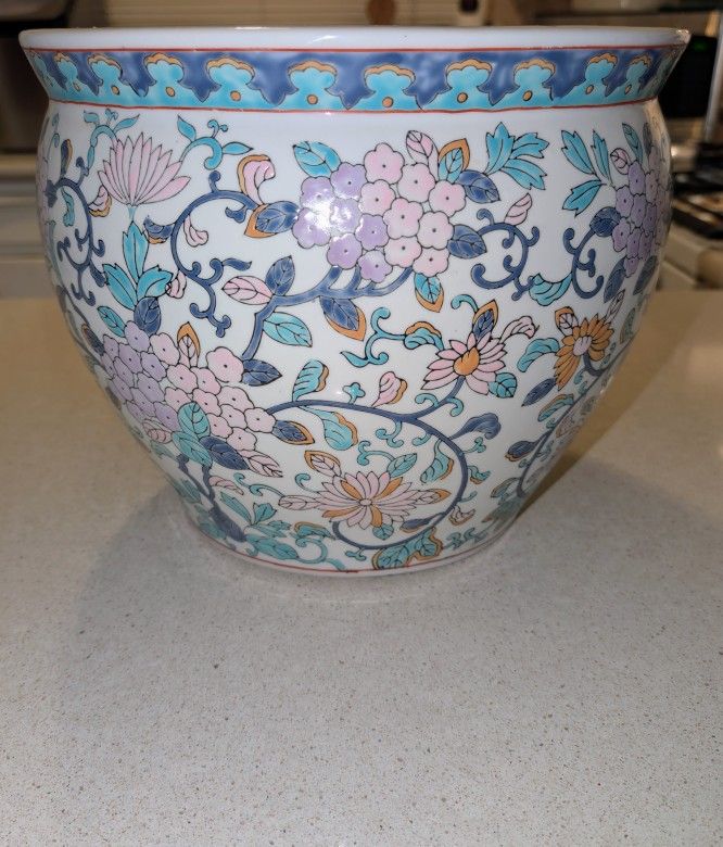 Antique Chinese Porcelain Flower Pot