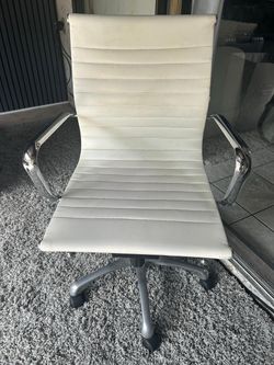 White  Office Chair