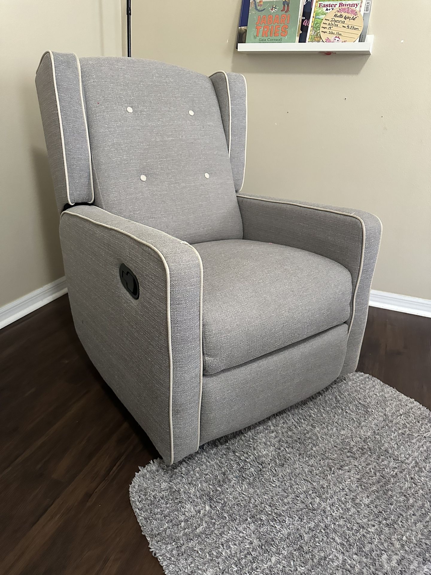 Crib And Nursery chair 